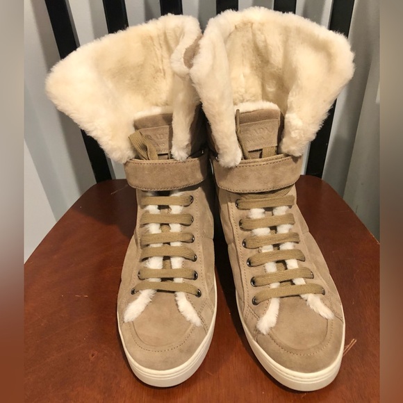 PRADA WOMENS SUEDE - Picture 2 of 8